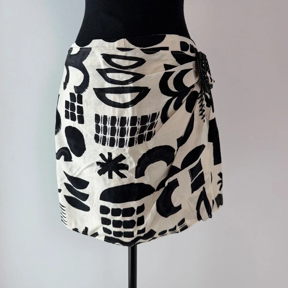 Zara Abstract Wrap Mini Skort Linen Blend Italian European Summer Vacation L - Picture 4 of 8